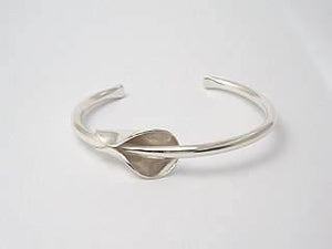 Lily Cuff SS - Designer Craft Shop